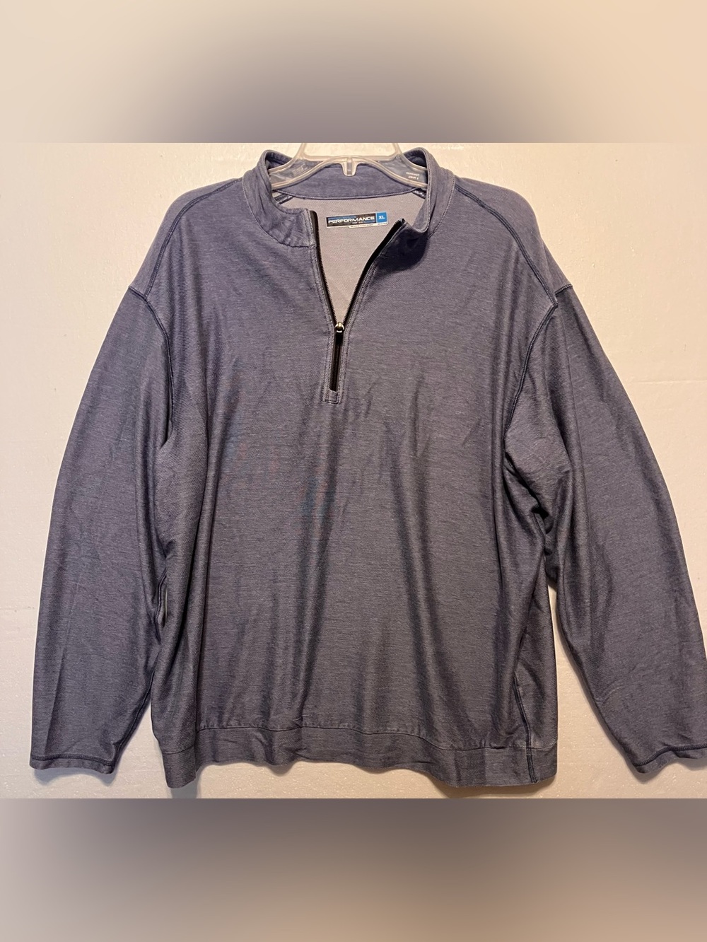 Roundtree & Yorke Men's XL Navy Quarter-Zip Pullover Sweater